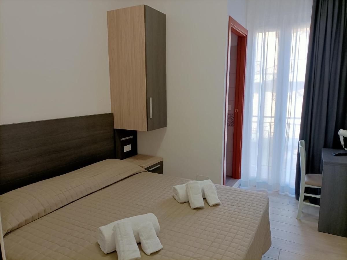 Hotel Bed & Book ريميني المظهر الخارجي الصورة