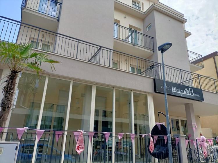 Hotel Bed & Book ريميني المظهر الخارجي الصورة