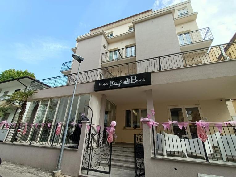 Hotel Bed & Book ريميني المظهر الخارجي الصورة